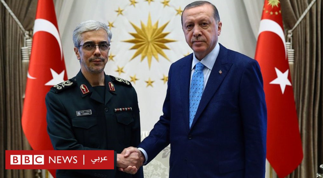 رئيس أركان الجيش الإيراني في تركيا: تعزيز التعاون العسكري والأمني بين إيران وتركيا